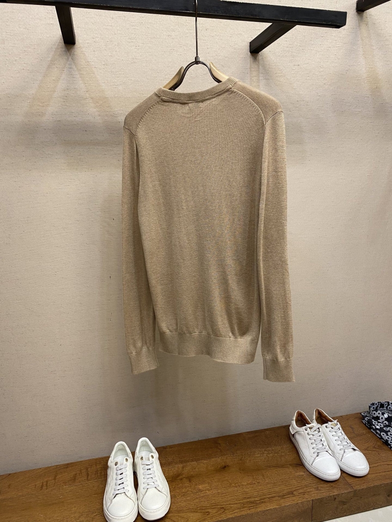Bv*b*rry sweaters